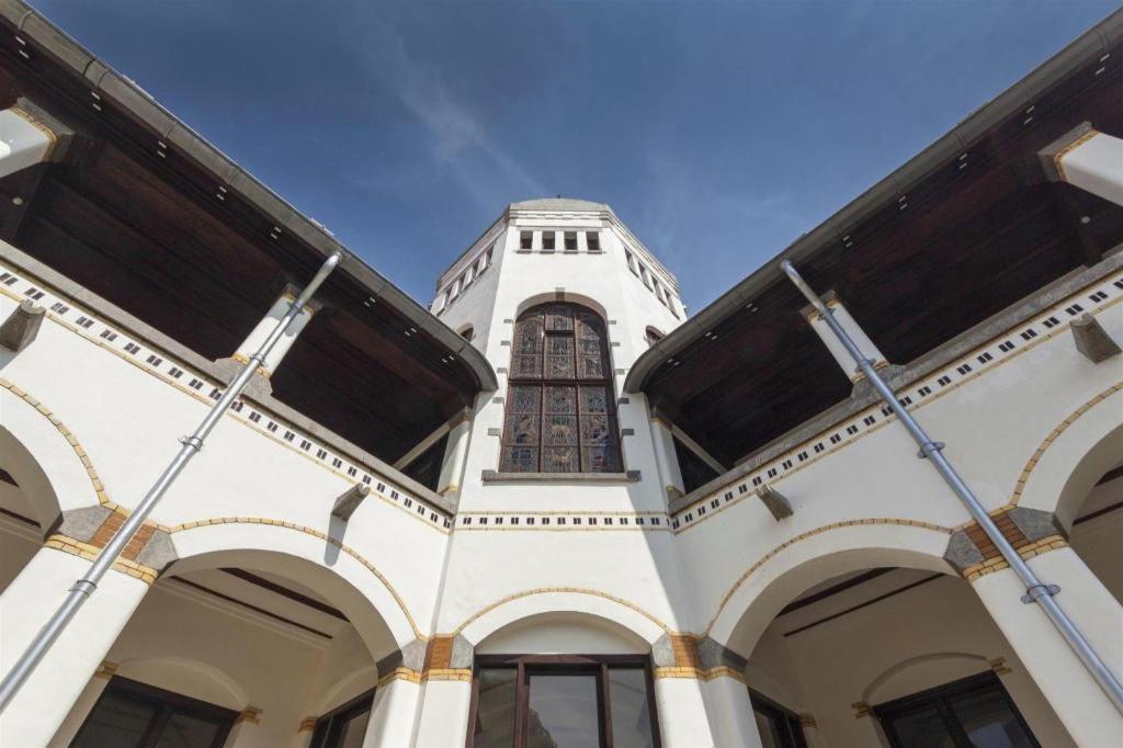 Hazotel Semarang Bagian luar foto