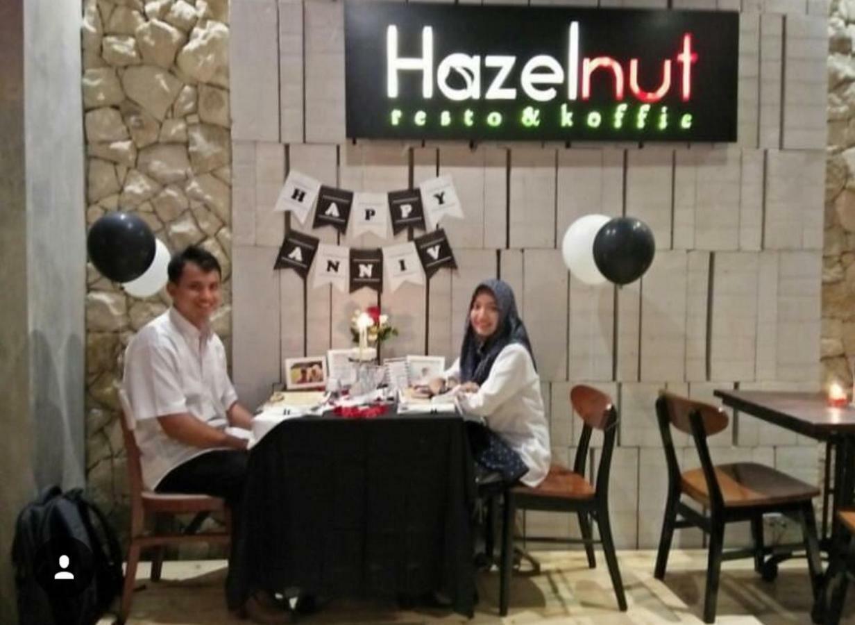 Hazotel Semarang Bagian luar foto